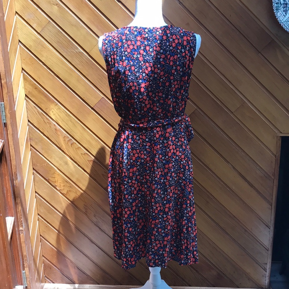 Universal Thread Patterned Wrap Dress Never Worn - image 4